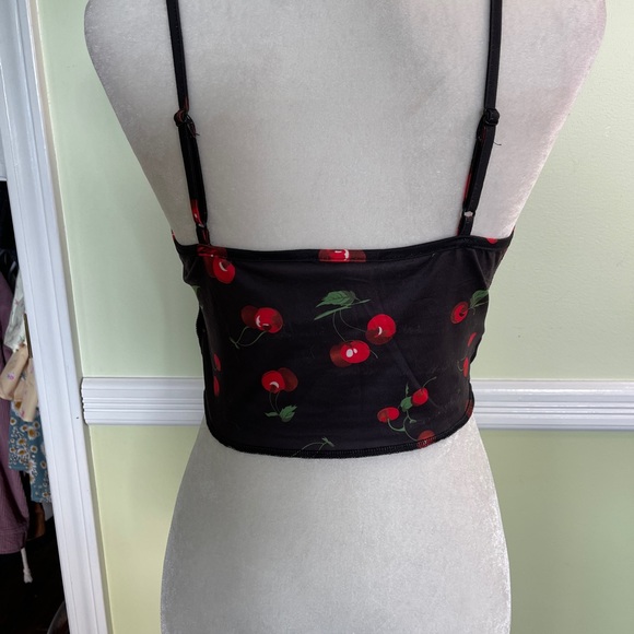 Cherry Tank - Picture 3 of 6